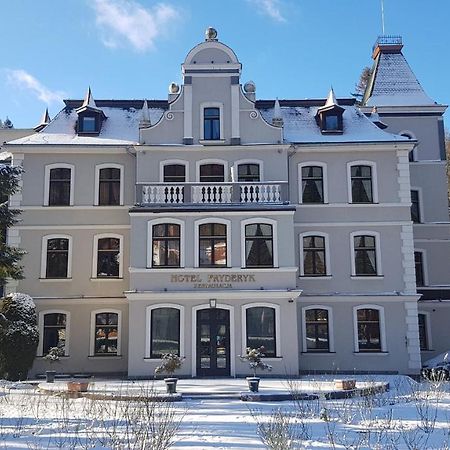 Hotel Fryderyk Duszniki Zdroj Exterior photo