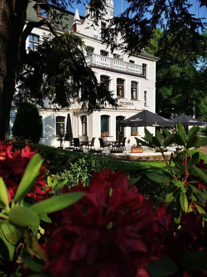 Hotel Fryderyk Duszniki Zdroj Exterior photo